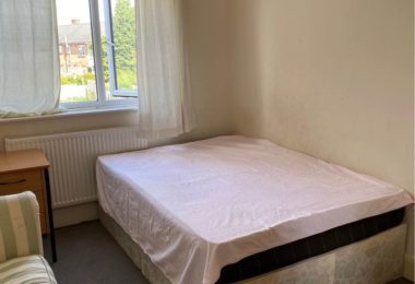 Chirie Camera Double In Luton, UK