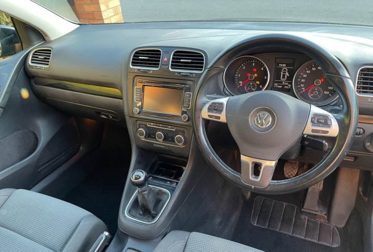 Vand Masina Volkswagen Golf In Luton, UK