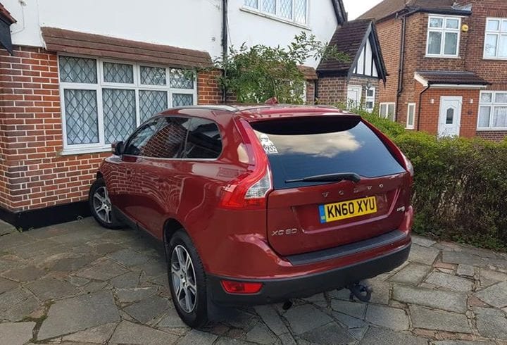 Vand Auto Volvo XC60 SE Lux din 2010 in Kingsbury Londra