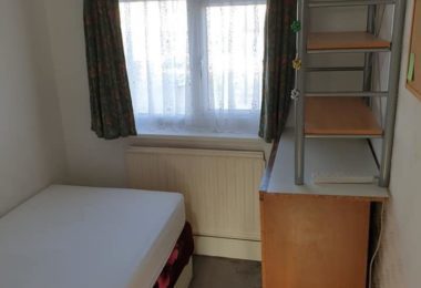 Chirie Camera Single In Queensbury, Londra