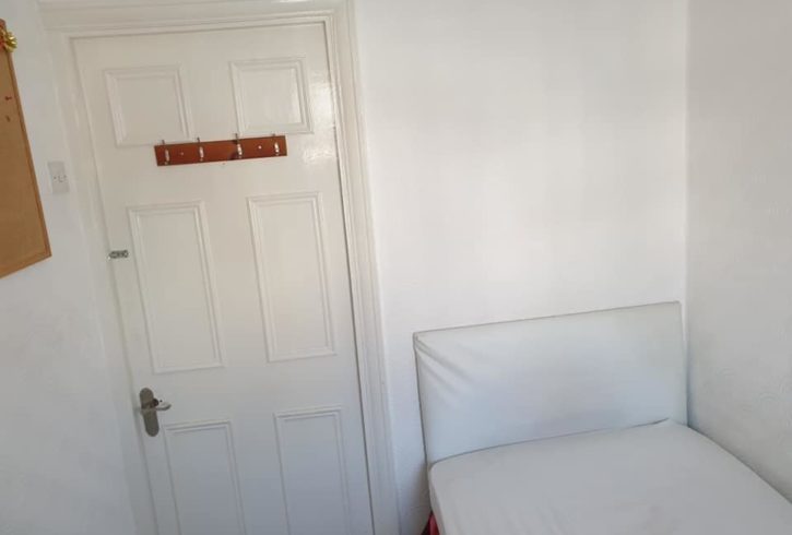 Chirie Camera Single In Queensbury, Londra