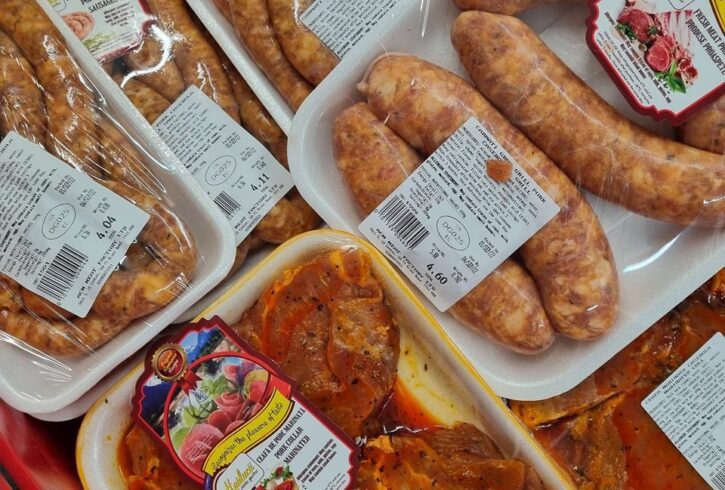 La Trei Pasi - Magazin Traditional Romanesc In Woking, UK