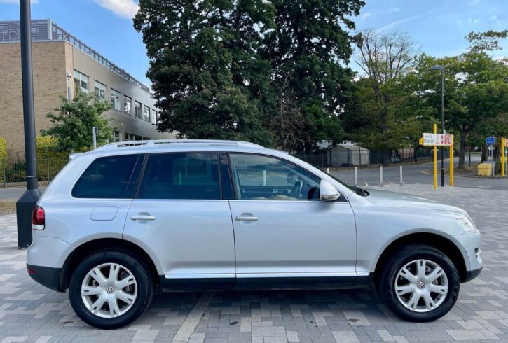 Vand Masina Volkswagen Touareg In Morden, Londra