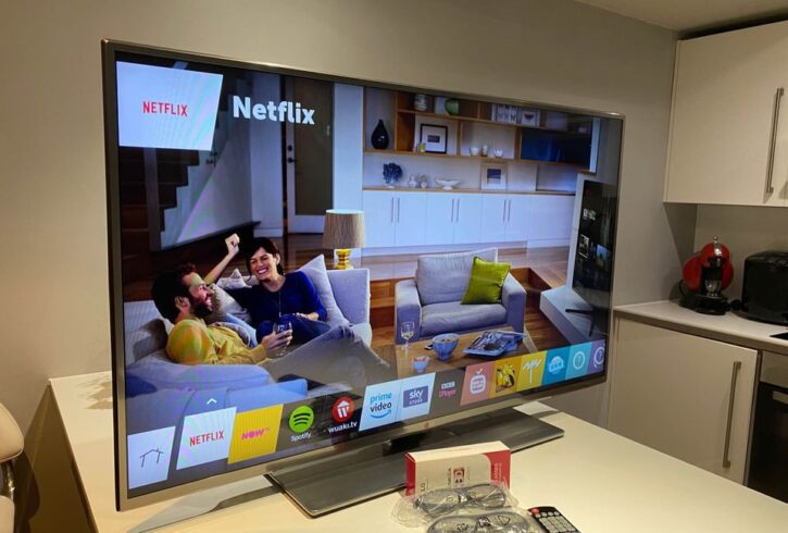 Vand Televizor Smart LG In Slough, UK