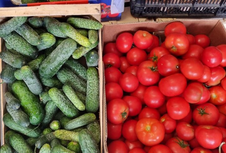 La Trei Pasi - Magazin Traditional Romanesc In Woking, UK