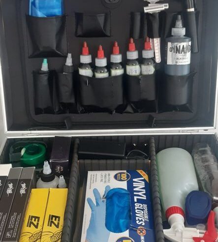 De Vanzare Echipament Tatuaje In Birmingham, UK