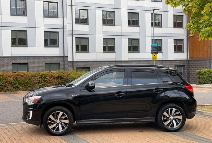 Vand Masina Mitsubishi Asx In Hatfield, UK