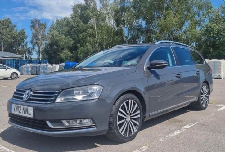 Vand Masina Volkswagen Passat Sport BlueMotion In Londra, UK