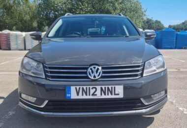 Vand Masina Volkswagen Passat Sport BlueMotion In Londra, UK