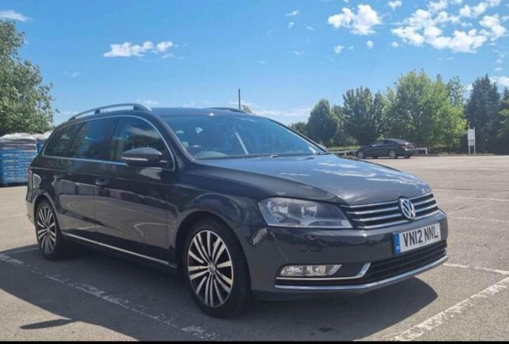 Vand Masina Volkswagen Passat Sport BlueMotion In Londra, UK