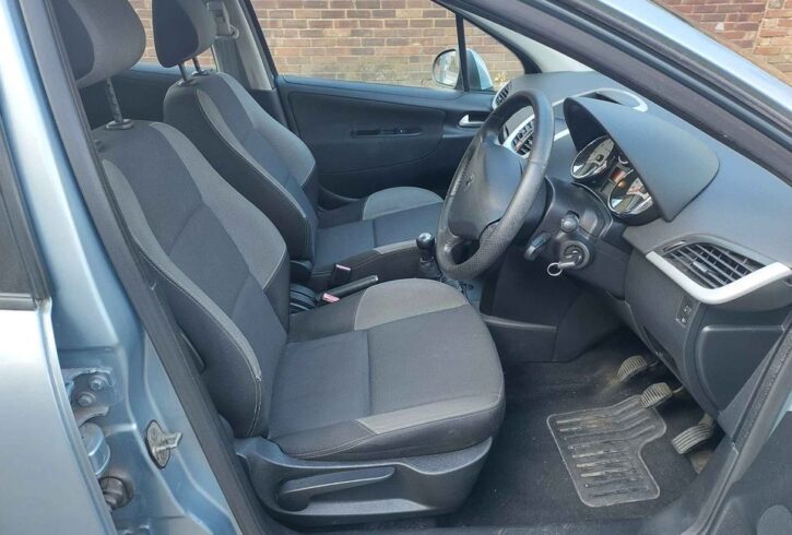 Vand Masina Peugeot 207 In Ilford, Londra