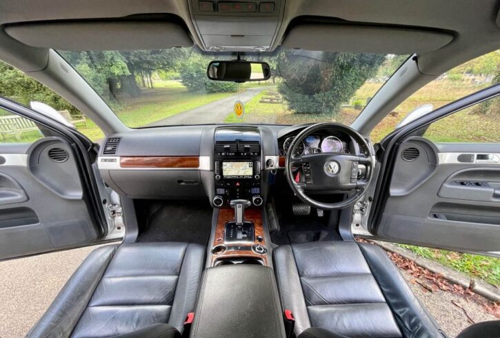 Vand Masina Volkswagen Touareg In Morden, Londra