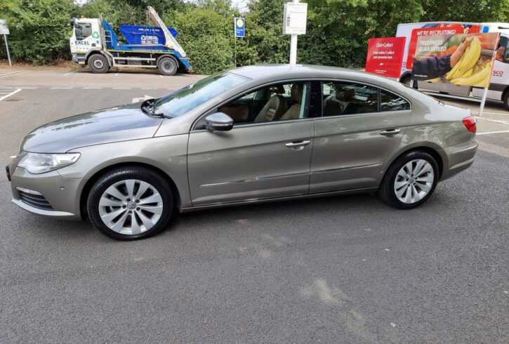 Vand Masina Volkswagen Passat In Essex, UK