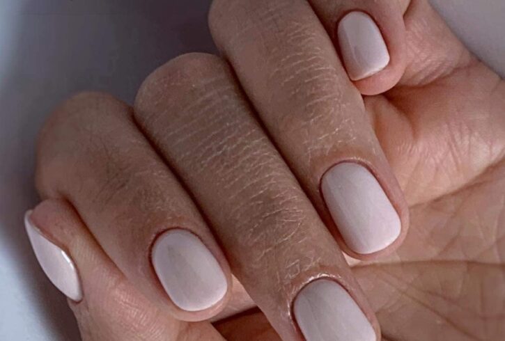 Salon De Manichiura Si Pedichiura In Chingford, Londra