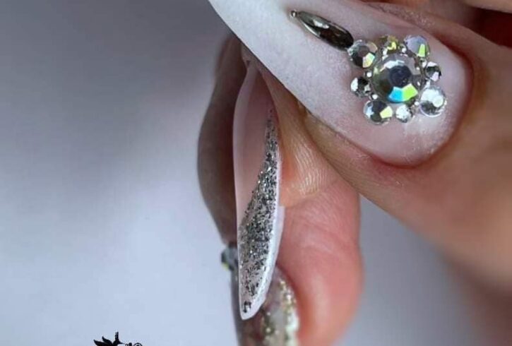 Salon De Manichiura Si Pedichiura In Chingford, Londra