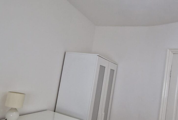 Camera Single De Inchiriat In Pinner, Londra