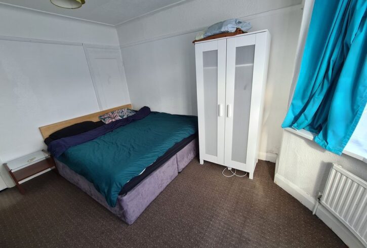 Chirie Camera Double Disponibila Imediat In Ilford, Londra