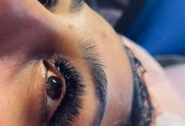 Servicii De Manichiura Si Extensii Gene In East Ham, Londra