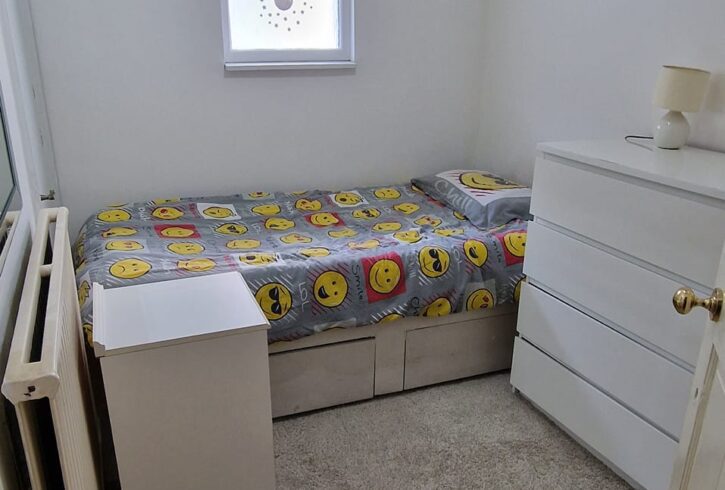 Camera Single De Inchiriat In Pinner, Londra