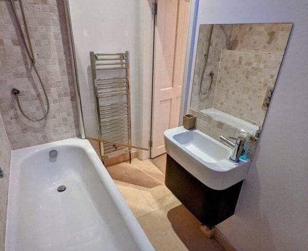 Casa Cu 2 Camere De Inchiriat In Southwark, Londra