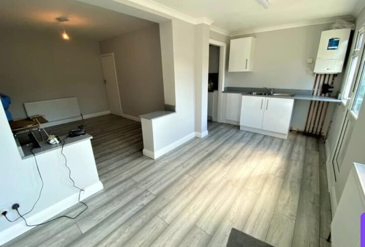 Chirie Casa Cu 4 Camere In Dagenham, Londra