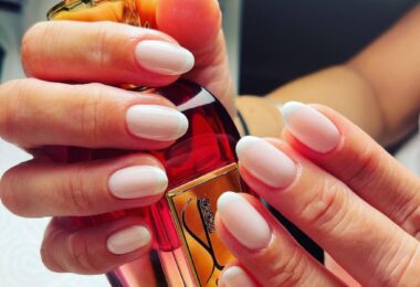 Servicii De Aplicare Unghii Cu Gel In High Wycombe, Londra