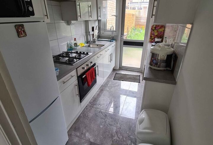 Chirie Camera Dubla In Wood Green, Londra