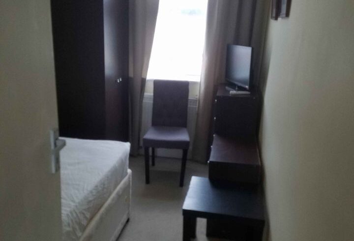 Chirie Camera Single In Dagenham, Londra