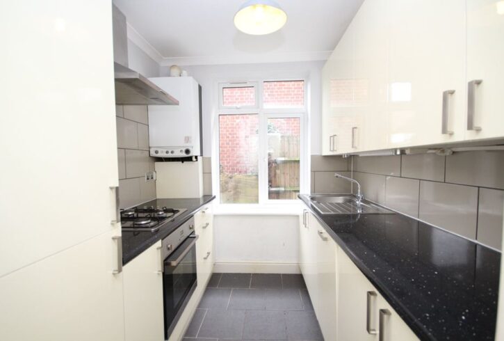 Chirie Apartament Cu 2 Camere In Edgware, Londra