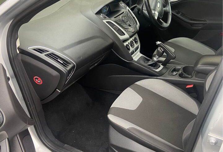 Vand Masina Ford Focus In Romford, Londra