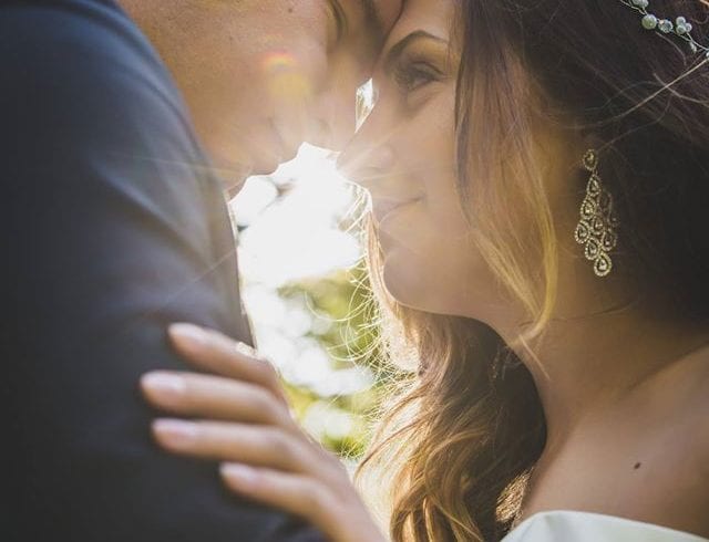 Zandy Dinu - Fotograf si cameraman pentru nunta, botez, aniversare