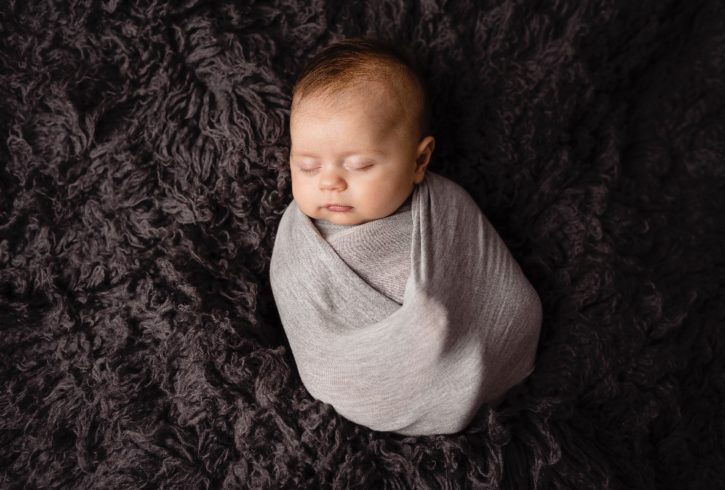 Fotograf Profesionist Nou-Nascuti