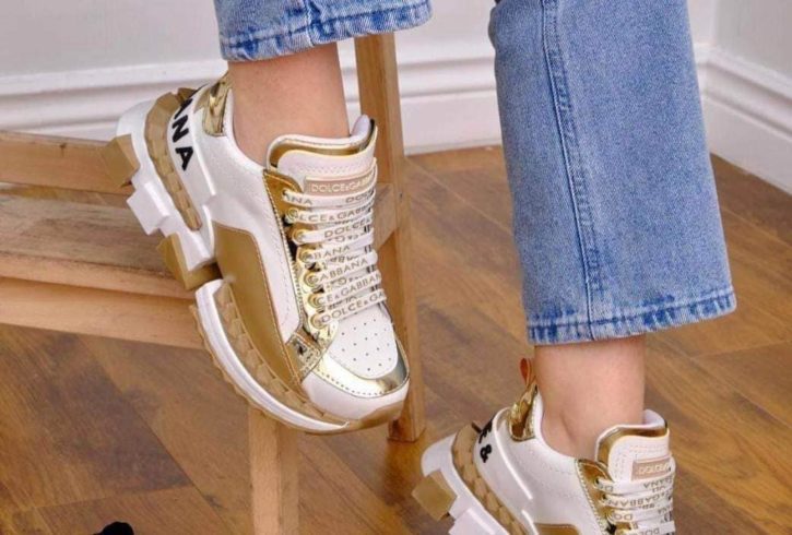 Incaltaminte Si Accesorii De Firma Cu Livrare Oriunde In UK