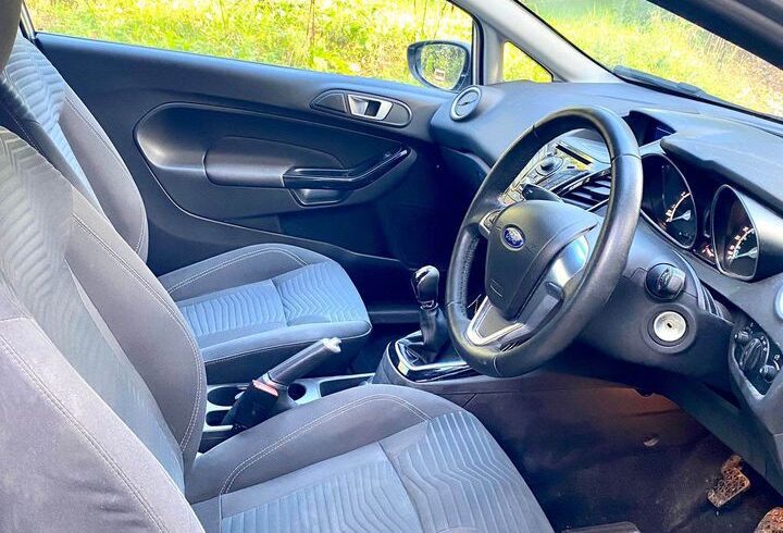 Vand Masina Ford Fiesta In Stanmore, Londra