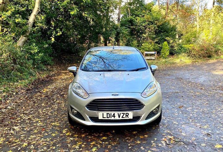Vand Masina Ford Fiesta In Stanmore, Londra