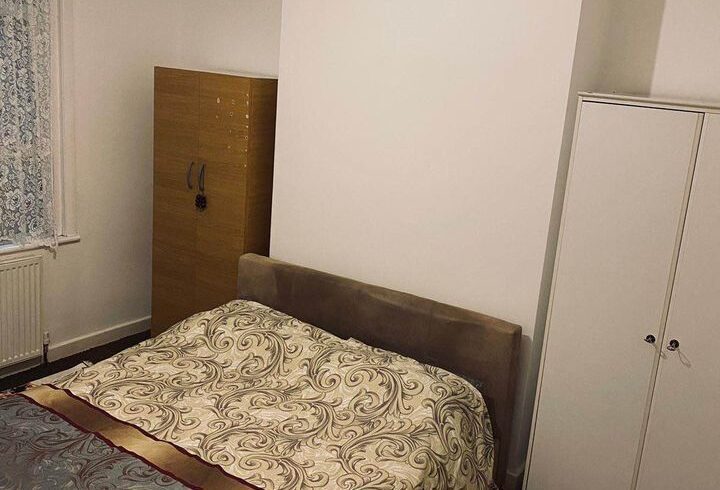 Chirie Camera Dubla In East Ham, Londra