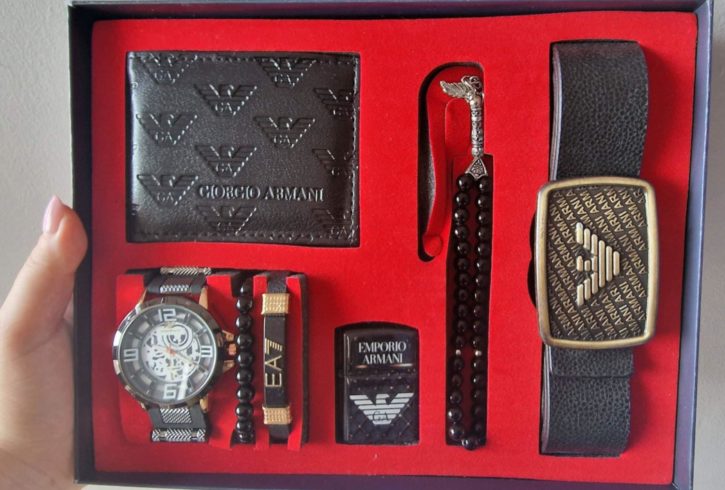 Incaltaminte Si Accesorii De Firma Cu Livrare Oriunde In UK