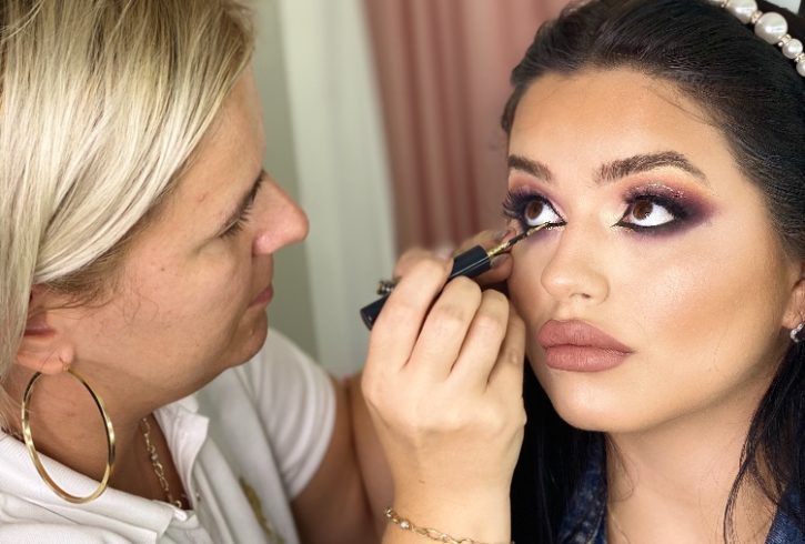 Servicii Machiaj Profesional in Zona Brent Kingsbury NW9