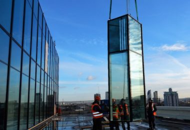 Angajam in constructii fixeri sticla, mates si labourers