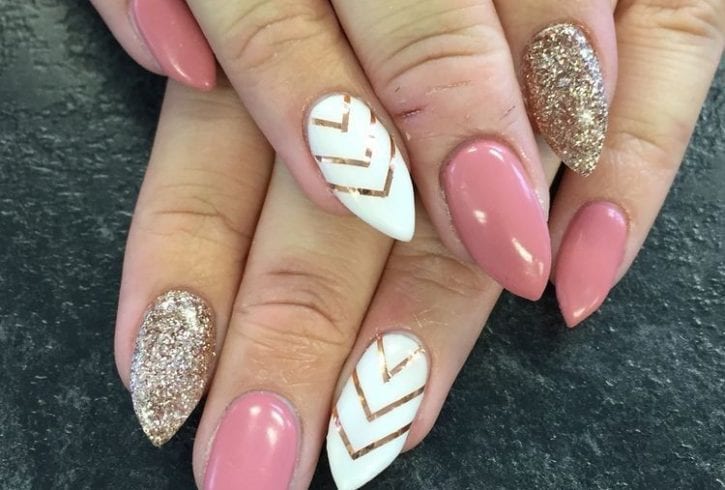 Constructie unghii cu gel