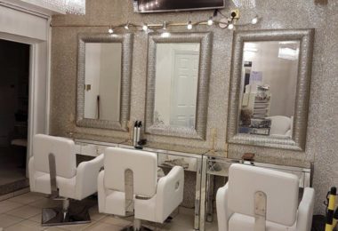 Angajez Coafeza si Cosmeticiana in zona Enfield