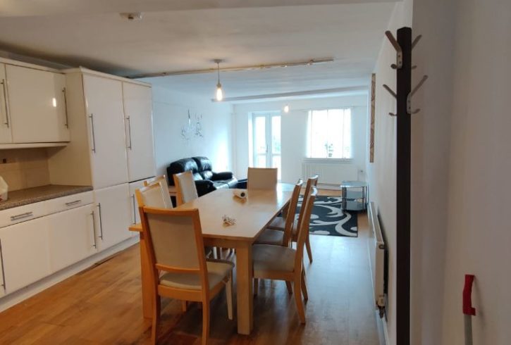 Chirie Apartament 2 Camere in Canning Town Londra