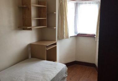 Ofer Chirie Camera Single Chingford E4