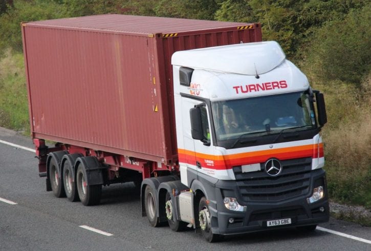 Compania Turners Soham angajeaza soferi categoria C+E in Felixstowe UK