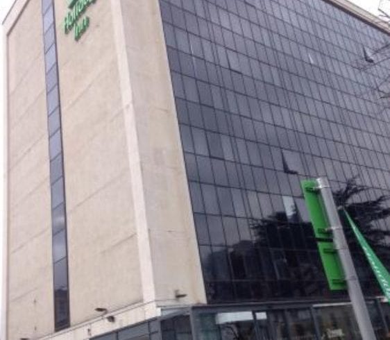 Cautam camerista 7.83/ ora pentru Hotel Holiday Inn - Watford Junction Londra