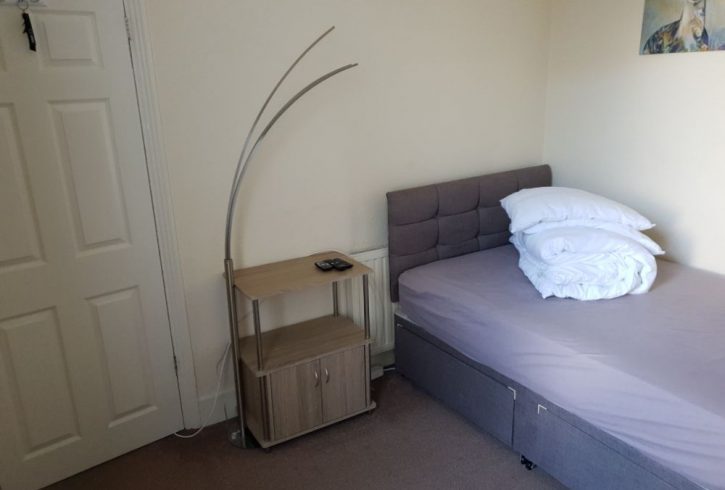 Camera Dubla pentru o Persoana in Ilford Camera Dubla pentru o Persoana in Ilford