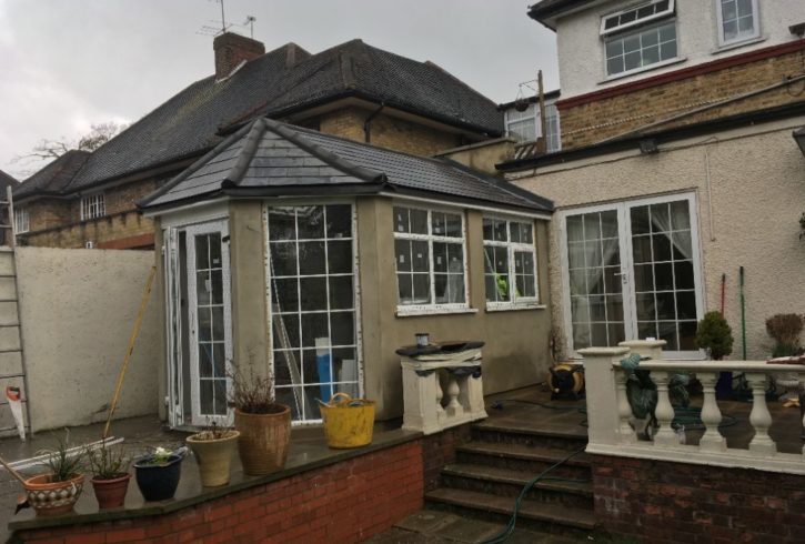 Caut 2 Painters - Multitrade Building LTD