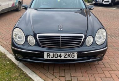 Vând Mercedes Benz E-Class din 2004 in Gravesend - Rmf Lux Car
