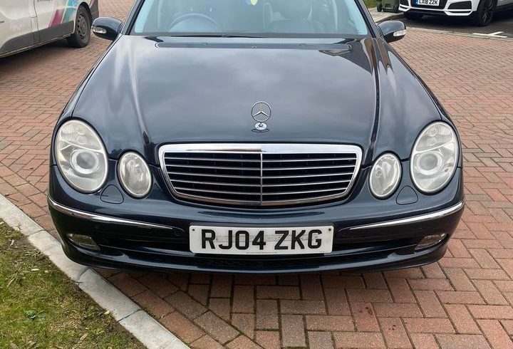 Vând Mercedes Benz E-Class din 2004 in Gravesend - Rmf Lux Car
