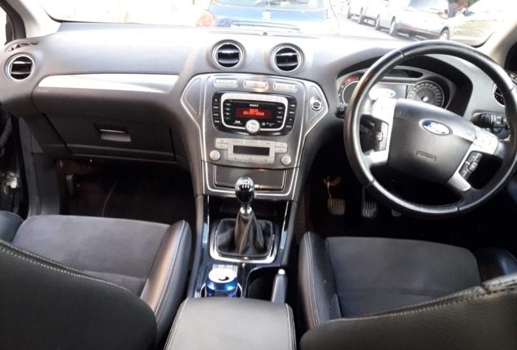 Vând urgent sau schimb Ford Mondeo Titanium X 2009 in Hackney - Londra N15